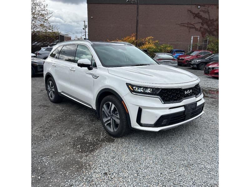 2023 Kia Sorento Plug-in Hybrid view 4