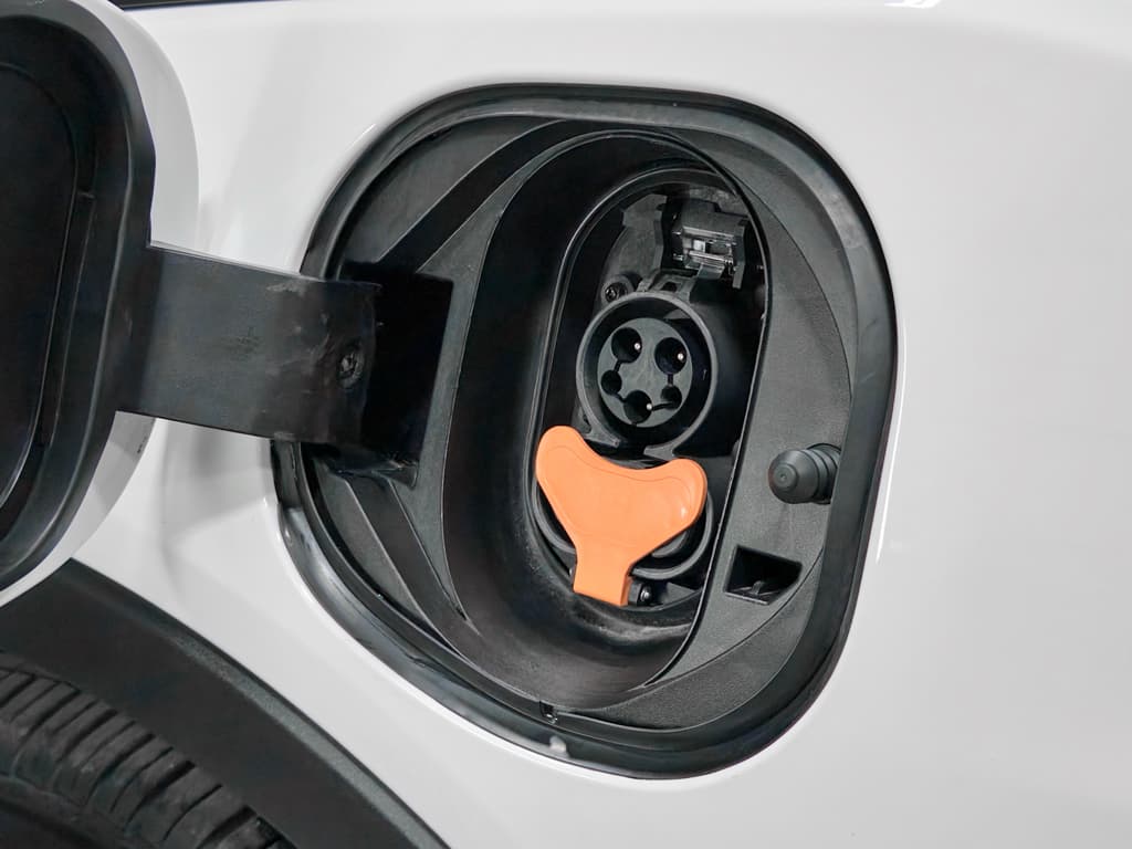 2023 Chevrolet Bolt EV view 5