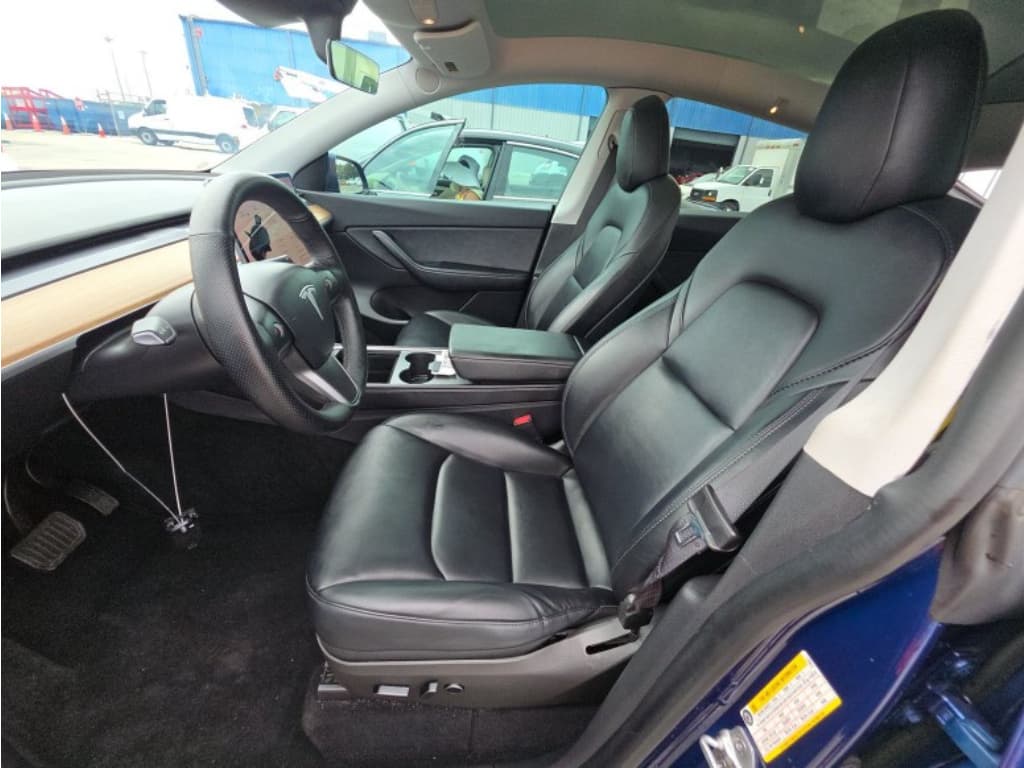 2021 Tesla Model Y view 5