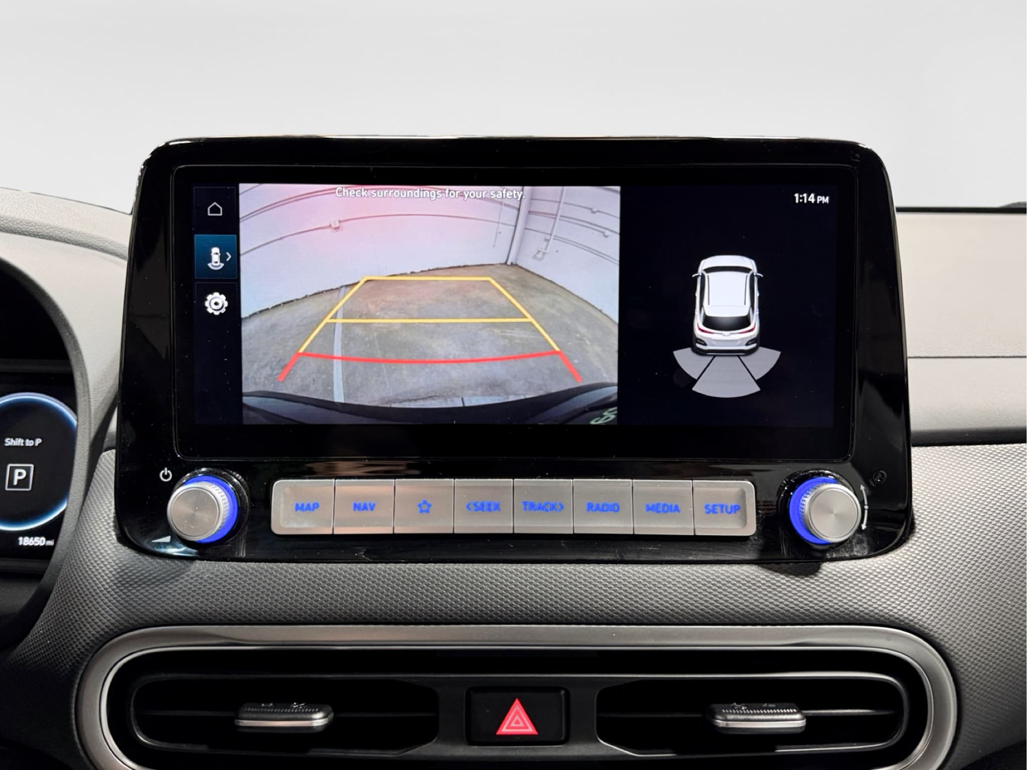 2023 Hyundai Kona EV view 15
