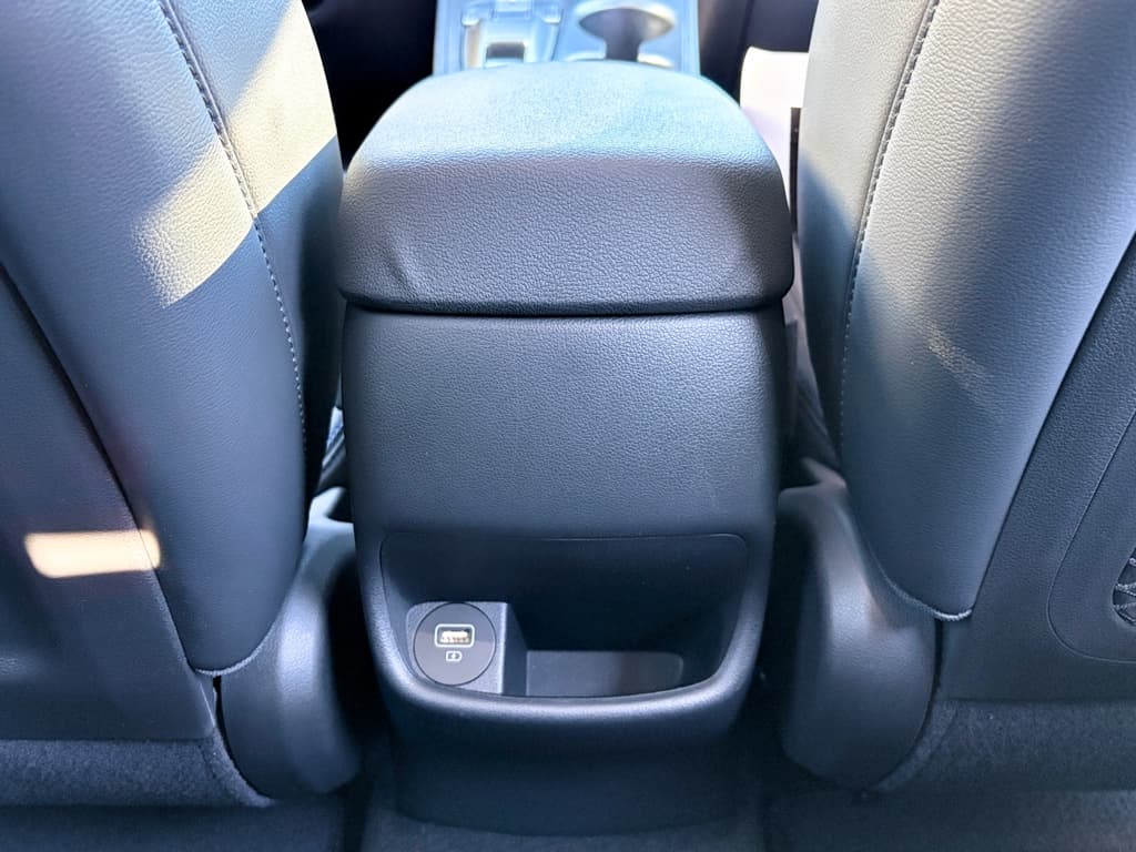 2023 Hyundai Kona EV view 22