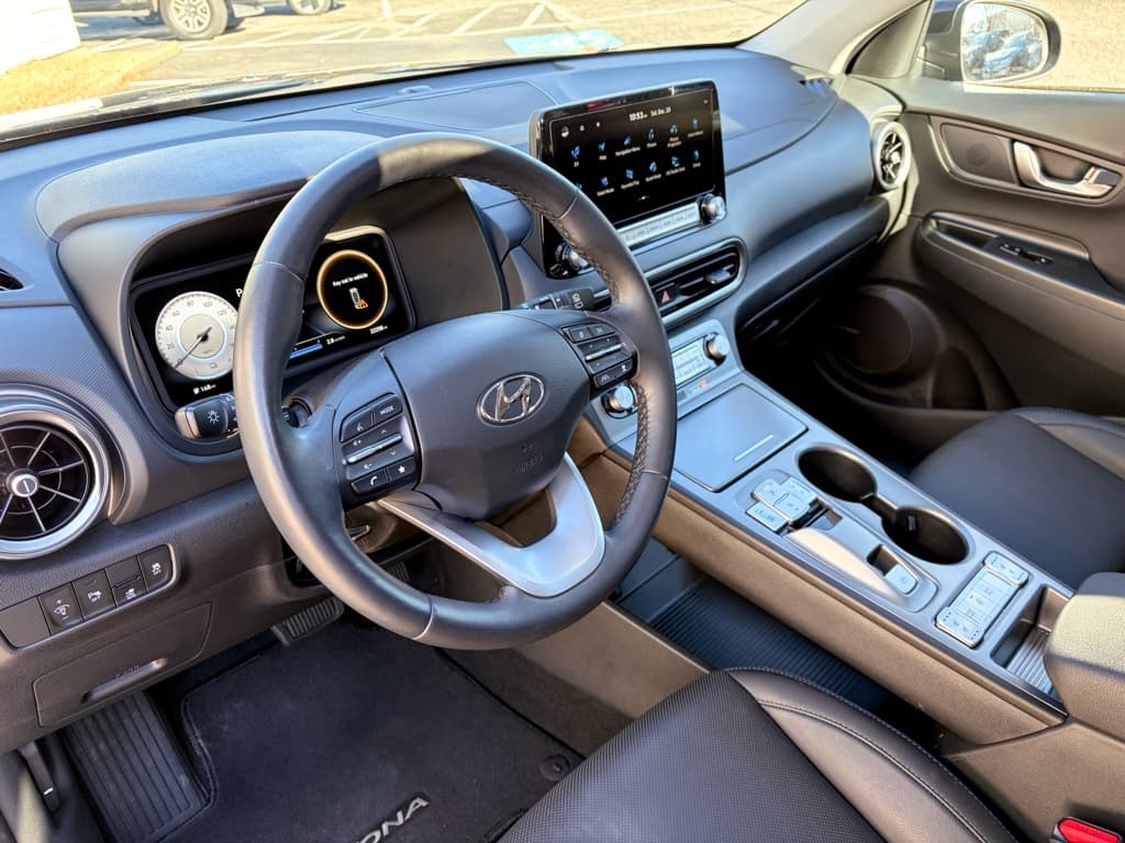 2023 Hyundai Kona EV view 19