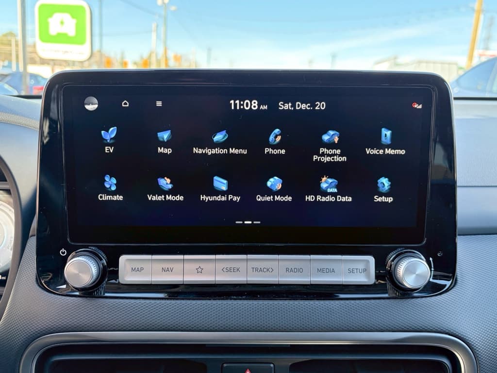 2023 Hyundai Kona EV view 11
