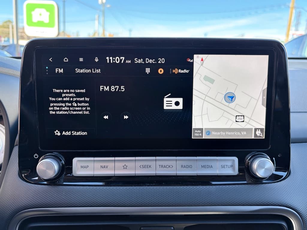 2023 Hyundai Kona EV view 12
