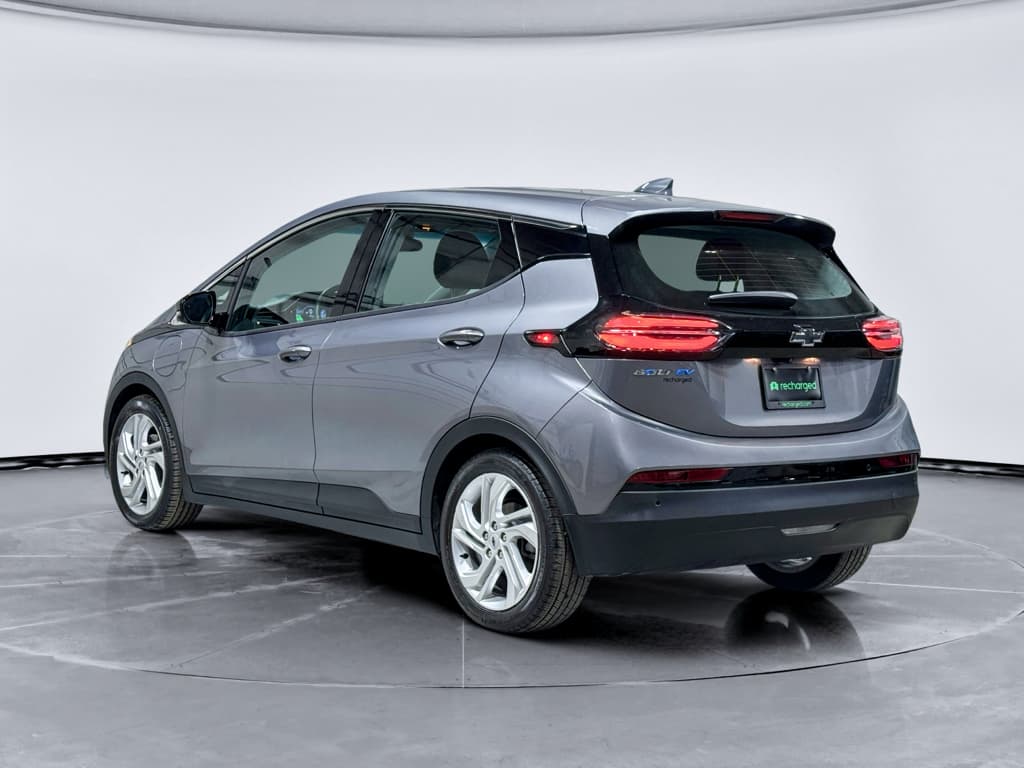 2023 Chevrolet Bolt EV view 2