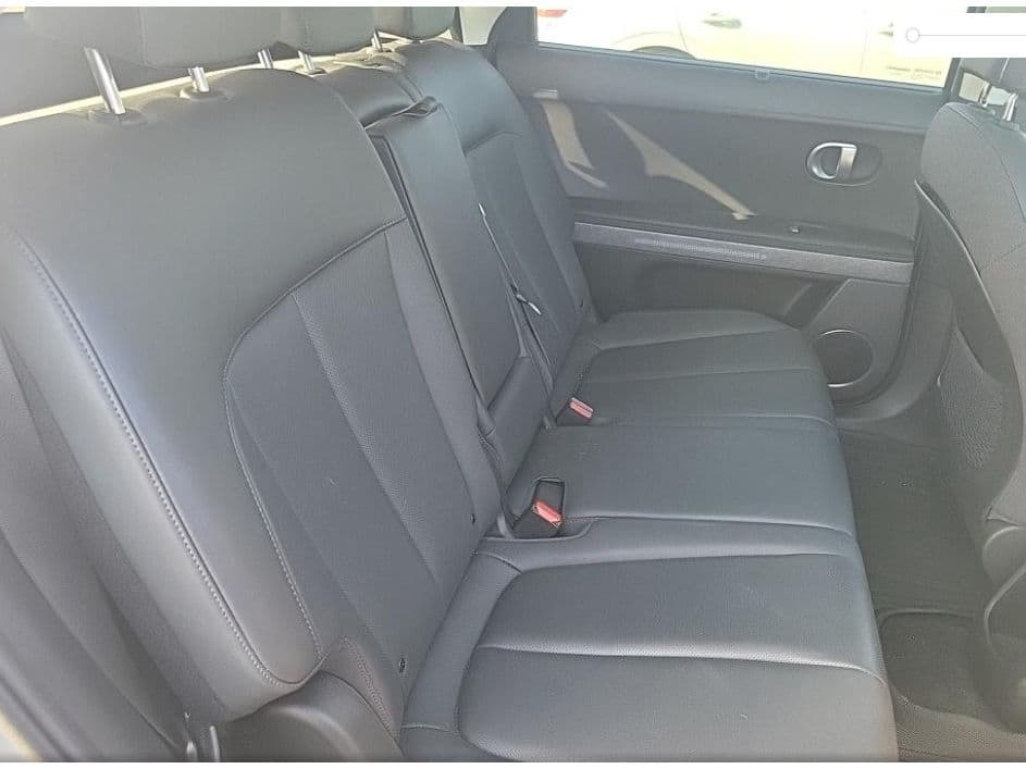 2023 Hyundai IONIQ 5 view 5