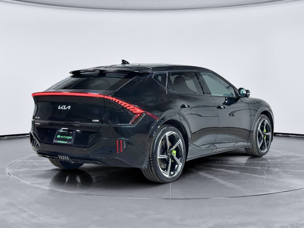 2024 Kia EV6 view 3