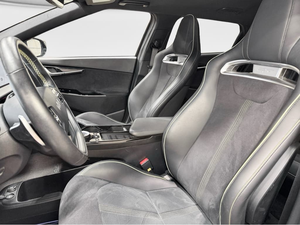 2024 Kia EV6 view 16