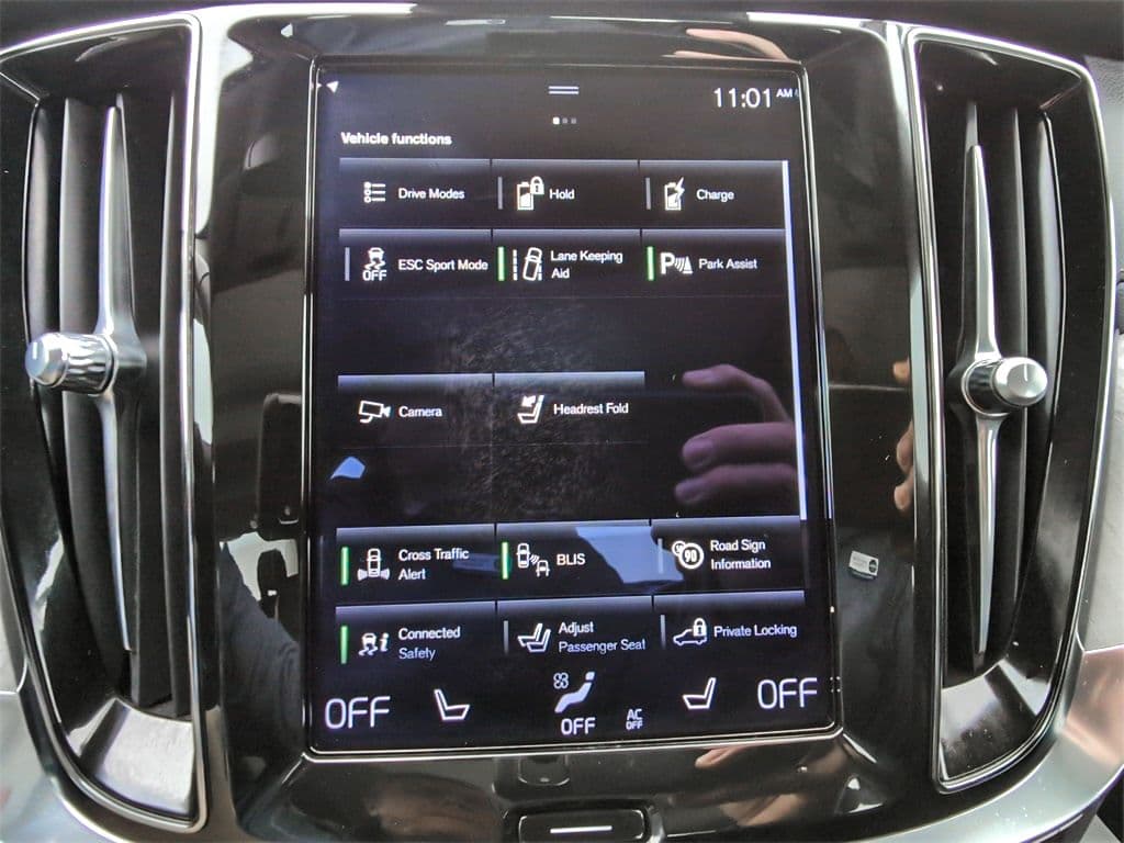 2022 Volvo S60 view 21