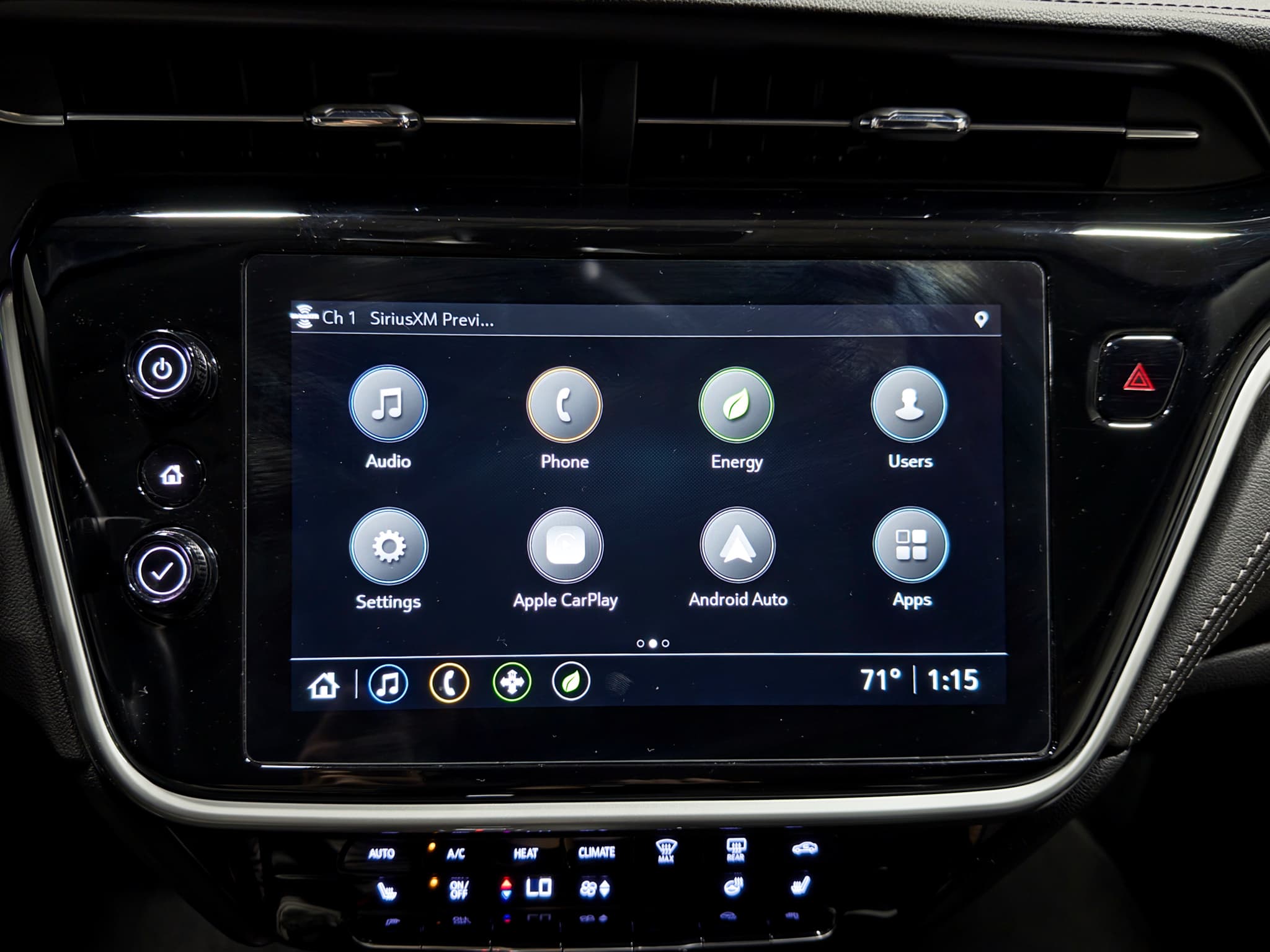 2023 Chevrolet Bolt EUV view 12