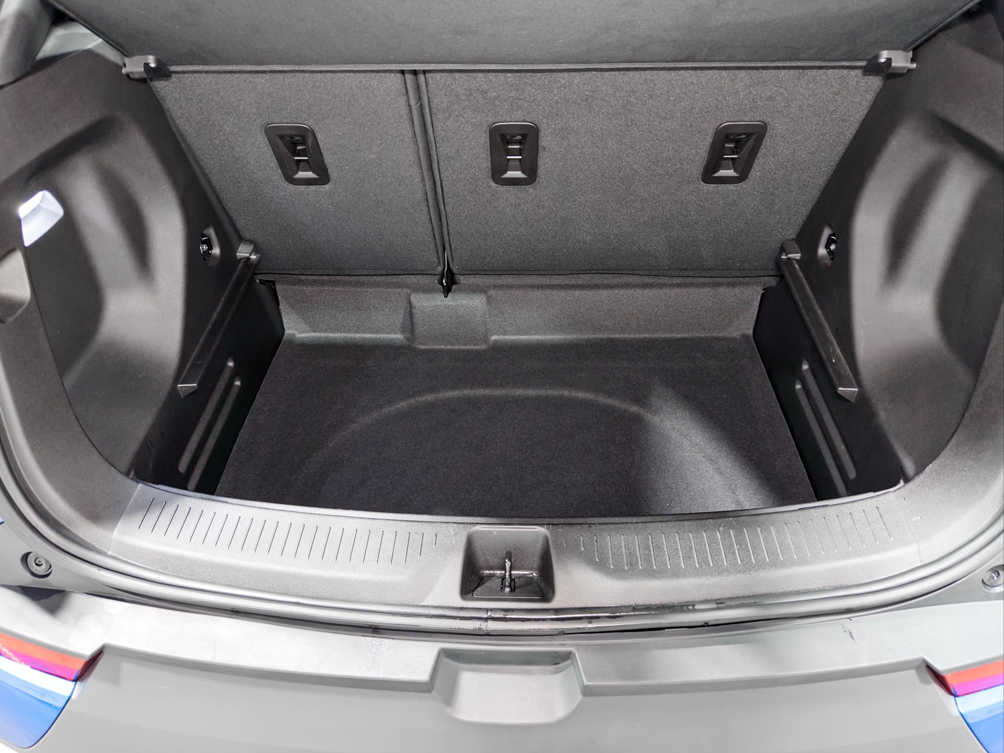 2023 Chevrolet Bolt EUV view 25