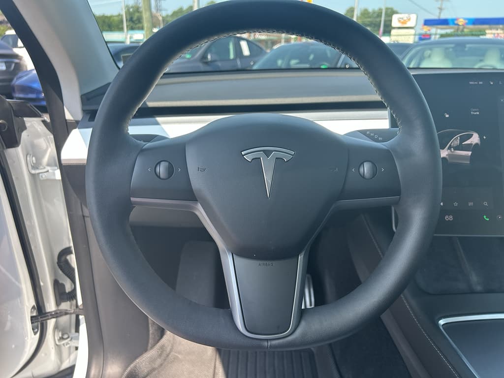 2021 Tesla Model Y view 8