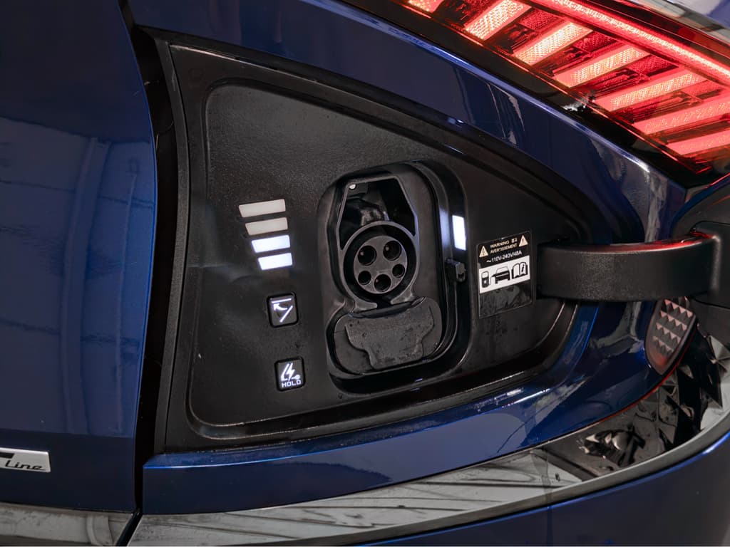 2024 Kia EV6 view 5