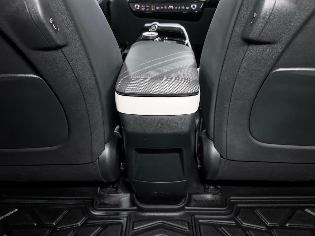 2024 Kia EV6 view 21