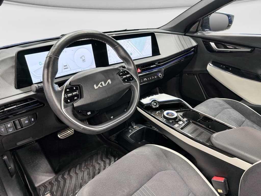 2024 Kia EV6 view 18