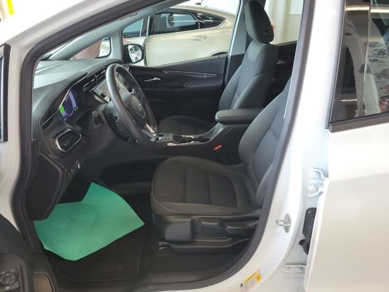 2023 Chevrolet Bolt EV view 5