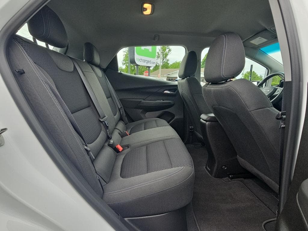 2023 Chevrolet Bolt EV view 22