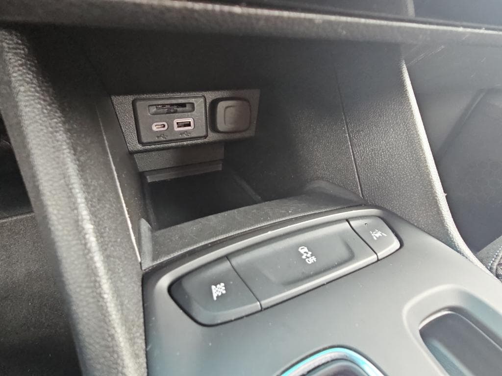 2023 Chevrolet Bolt EV view 13