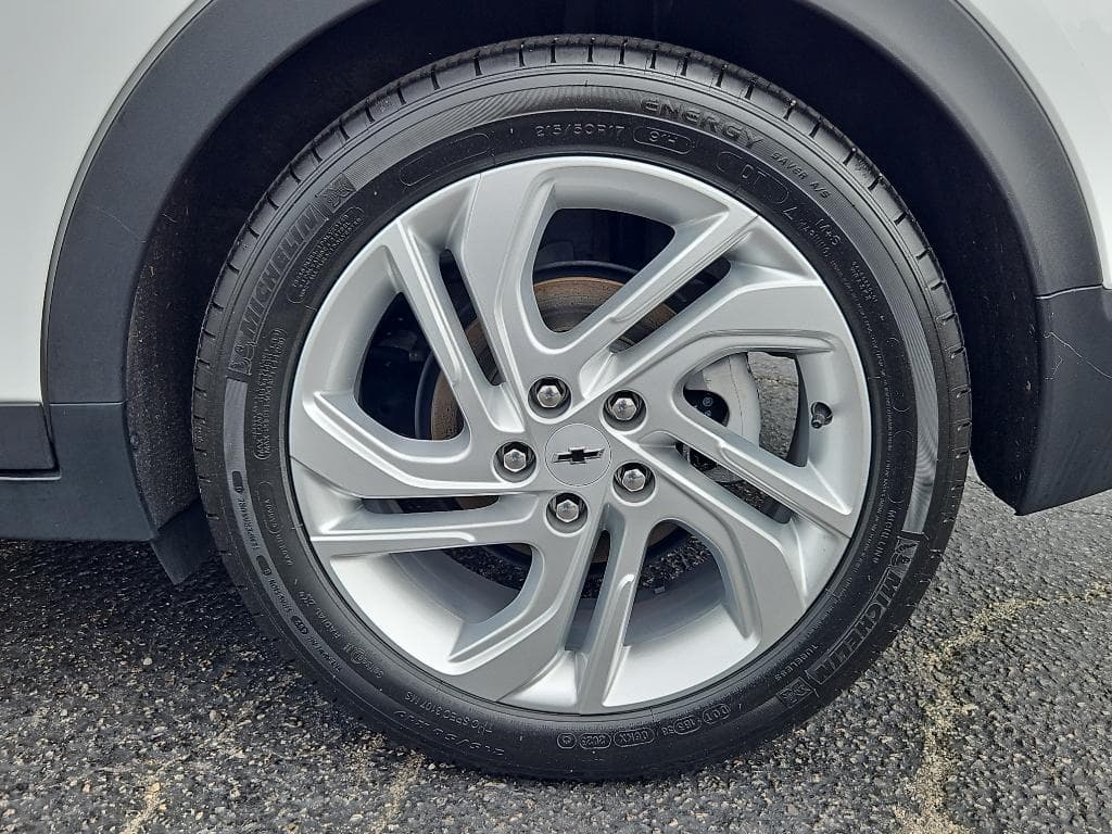 2023 Chevrolet Bolt EV view 26