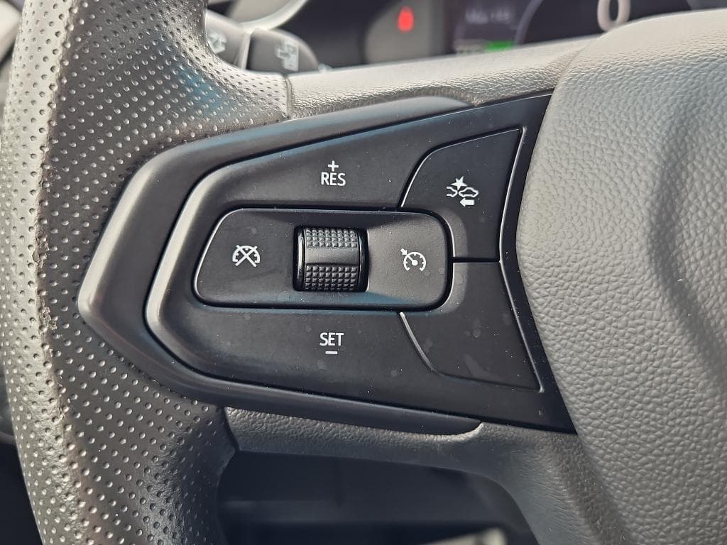 2023 Chevrolet Bolt EV view 15