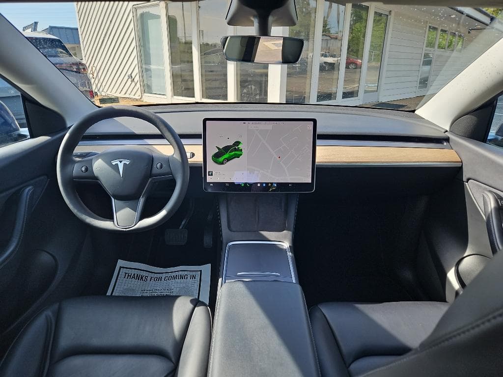 2021 Tesla Model Y view 12