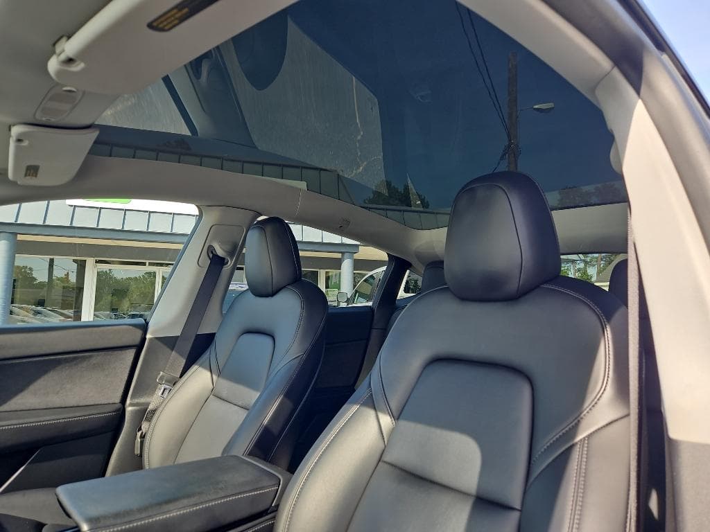 2021 Tesla Model Y view 16