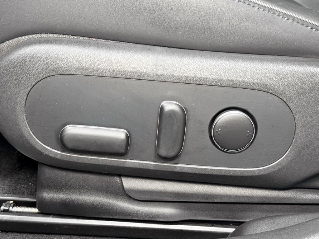 2023 Hyundai IONIQ 5 view 7