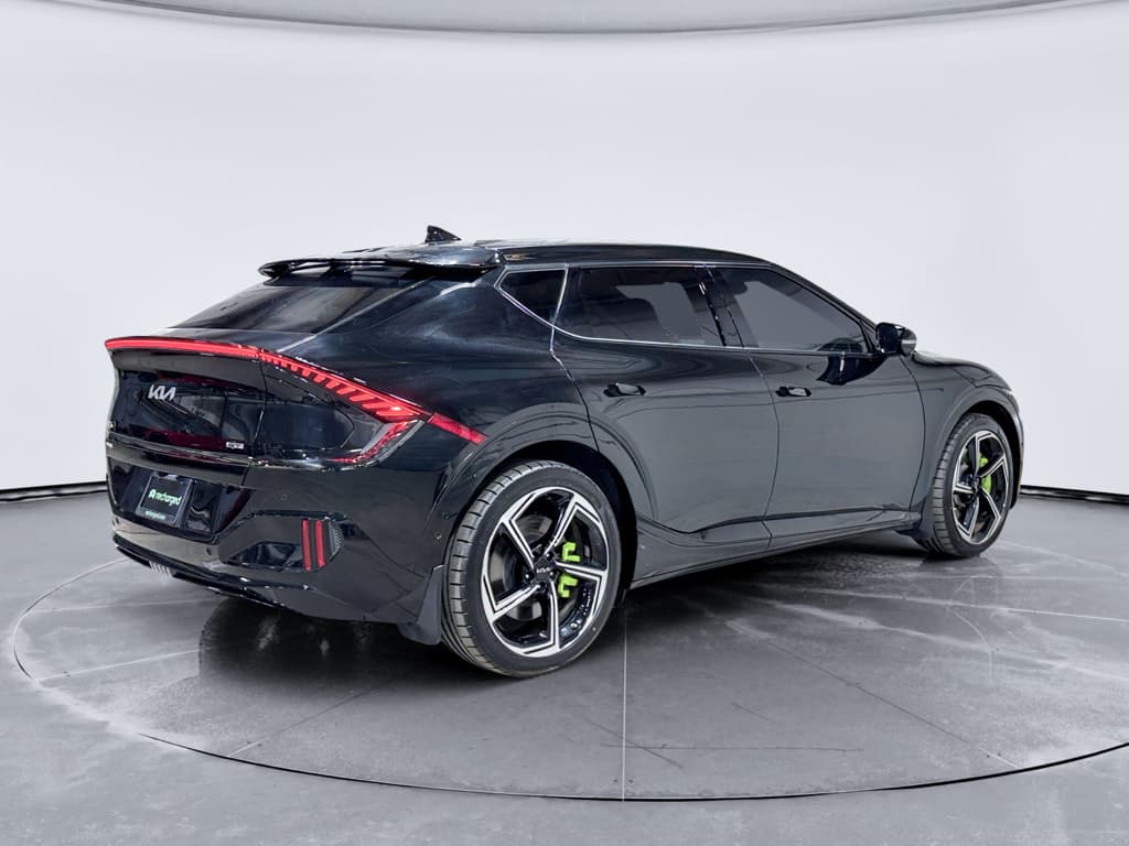 2024 Kia EV6 view 3
