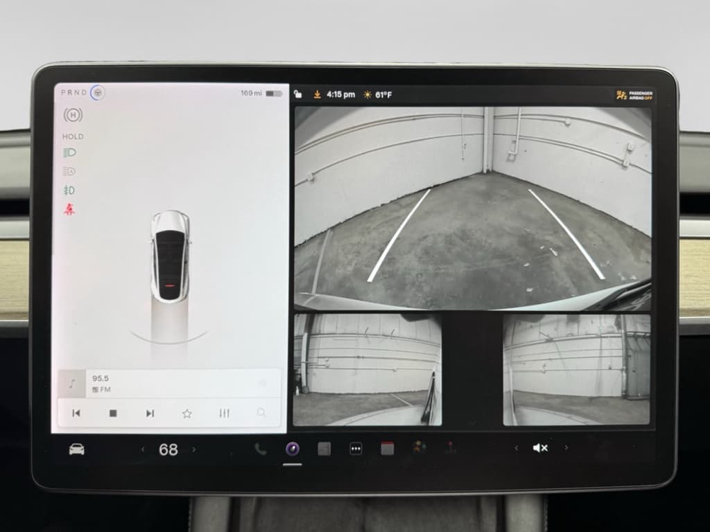 2021 Tesla Model Y view 14