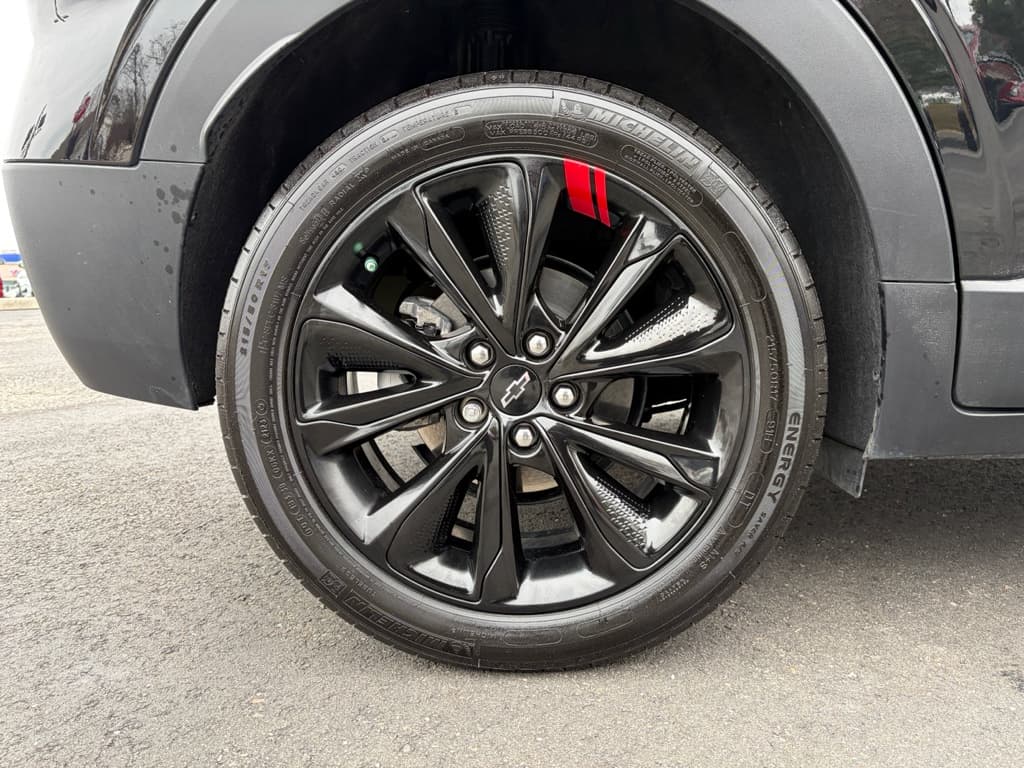 2023 Chevrolet Bolt EUV view 32