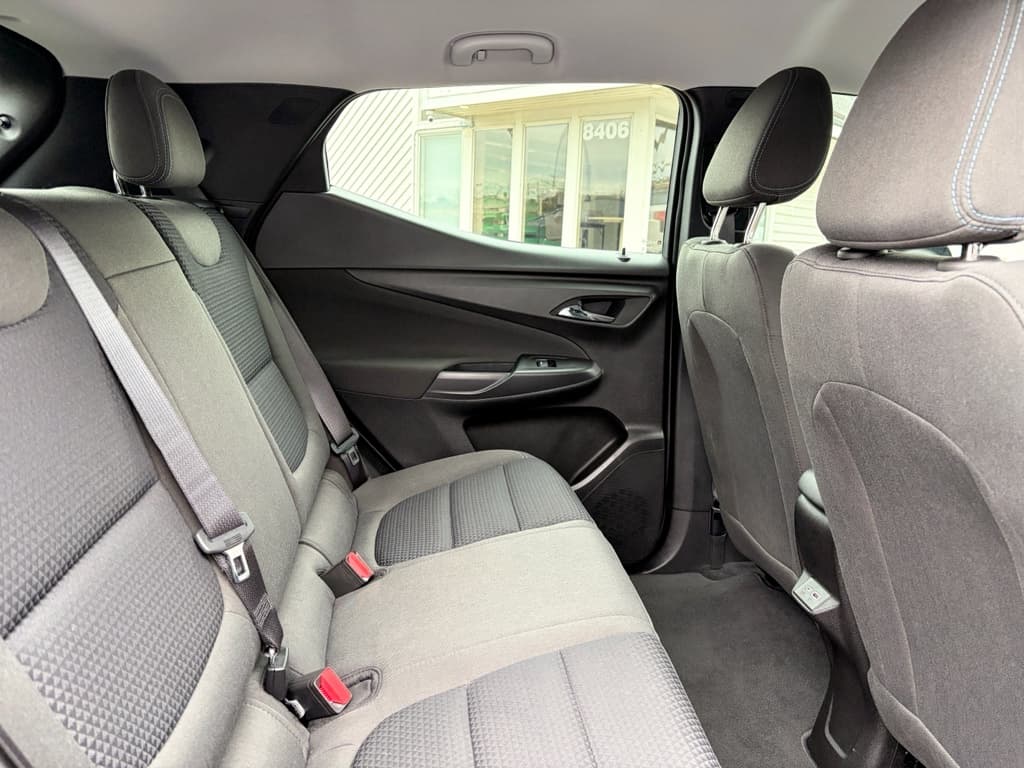 2023 Chevrolet Bolt EUV view 23