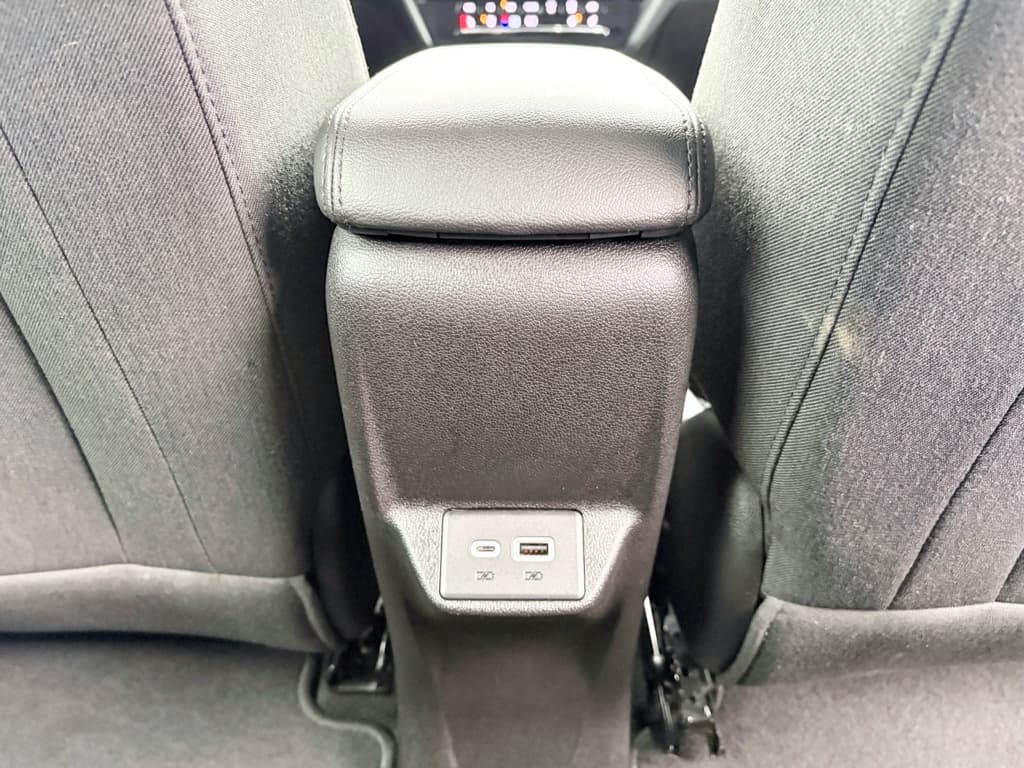 2023 Chevrolet Bolt EUV view 22