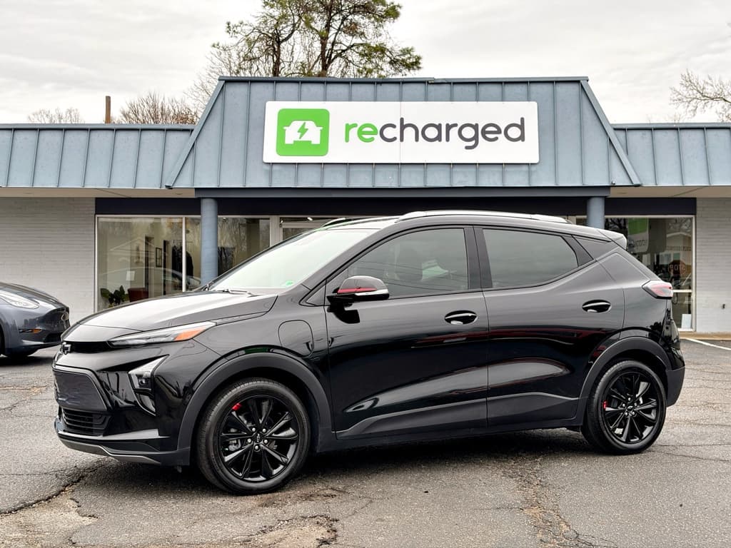 2023 Chevrolet Bolt EUV LT's photo