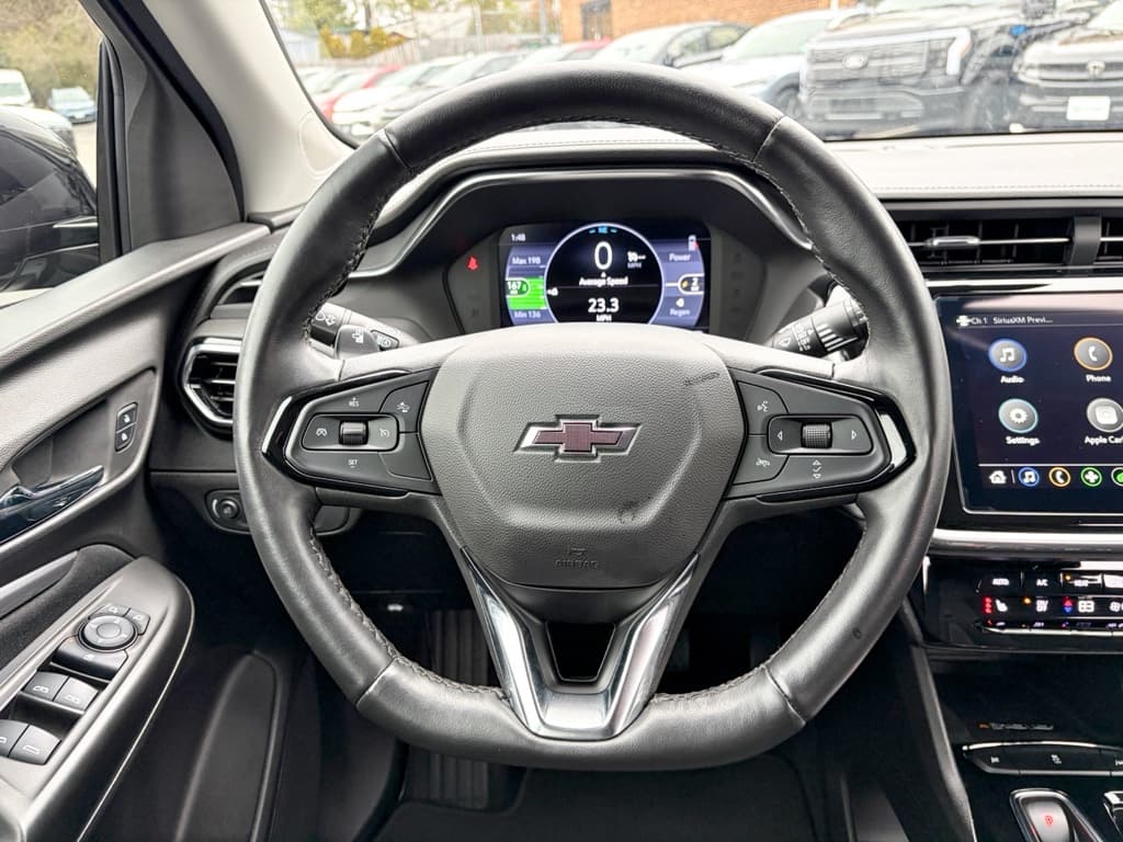 2023 Chevrolet Bolt EUV view 9