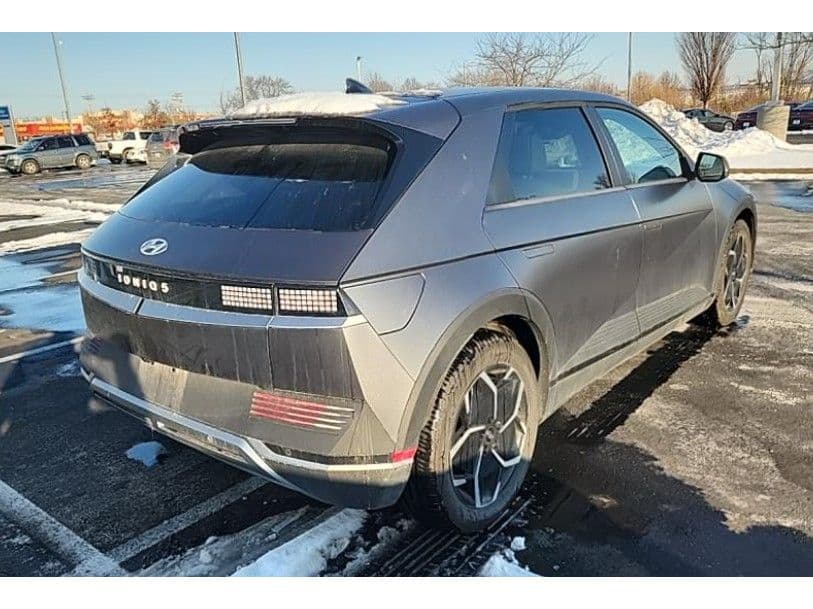 2023 Hyundai IONIQ 5 view 2