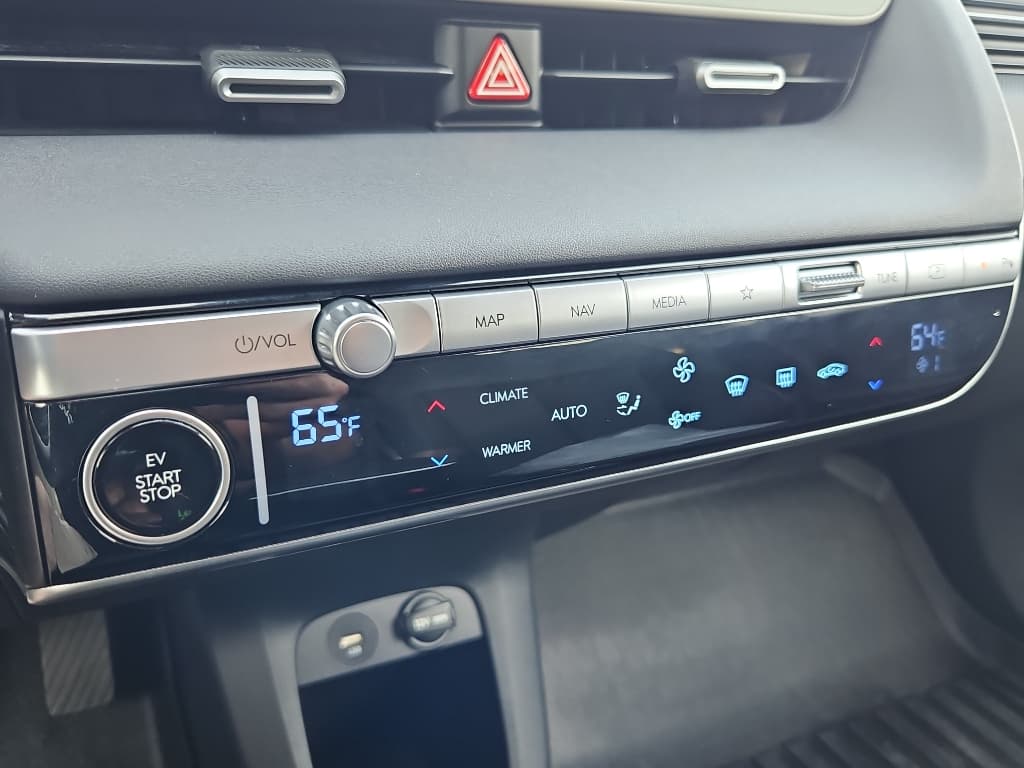 2023 Hyundai IONIQ 5 view 16