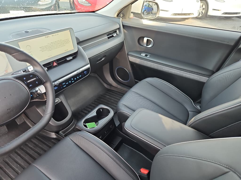 2023 Hyundai IONIQ 5 view 18