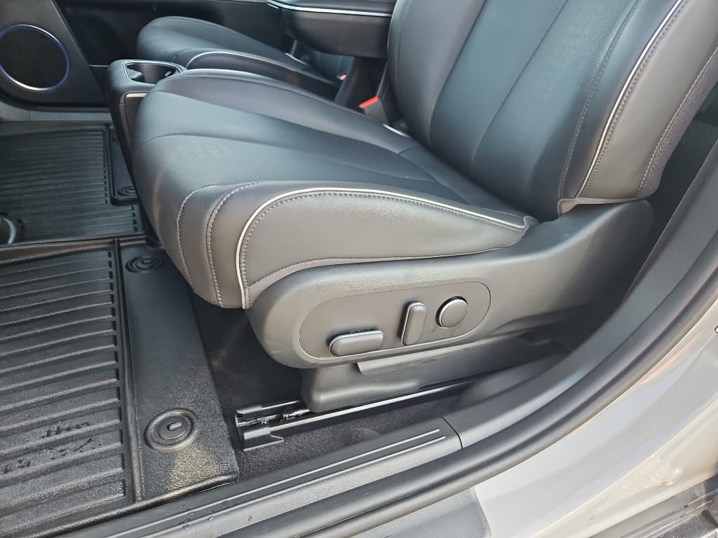 2023 Hyundai IONIQ 5 view 7