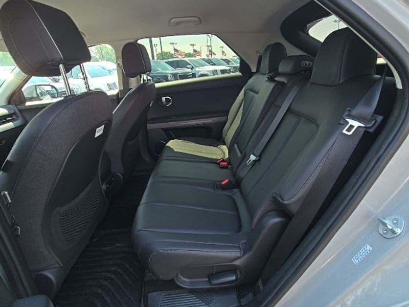 2023 Hyundai IONIQ 5 view 6