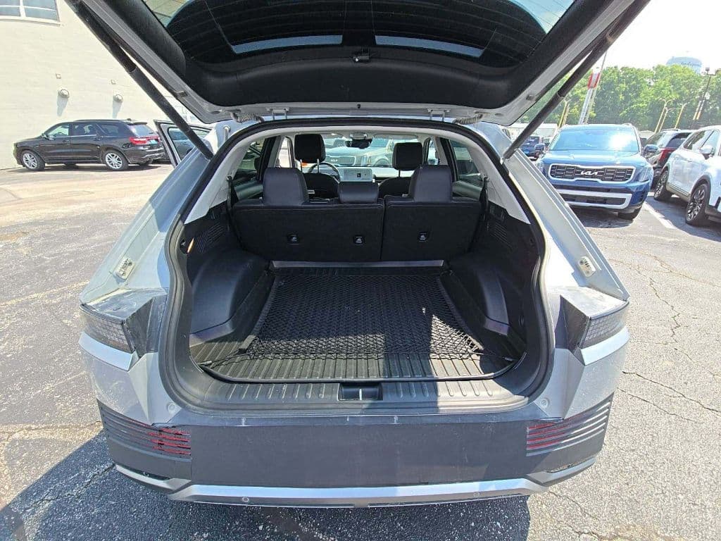 2023 Hyundai IONIQ 5 view 7