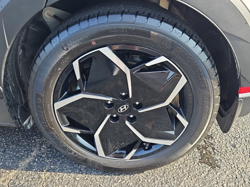 2023 Hyundai IONIQ 5 view 27