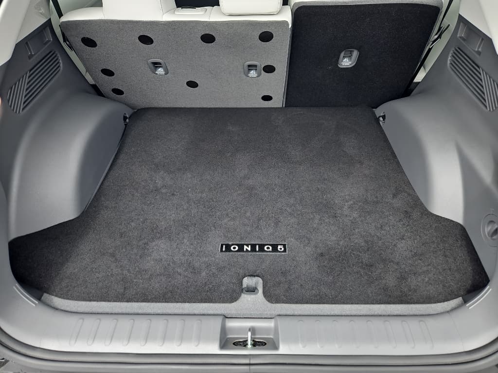 2023 Hyundai IONIQ 5 view 21
