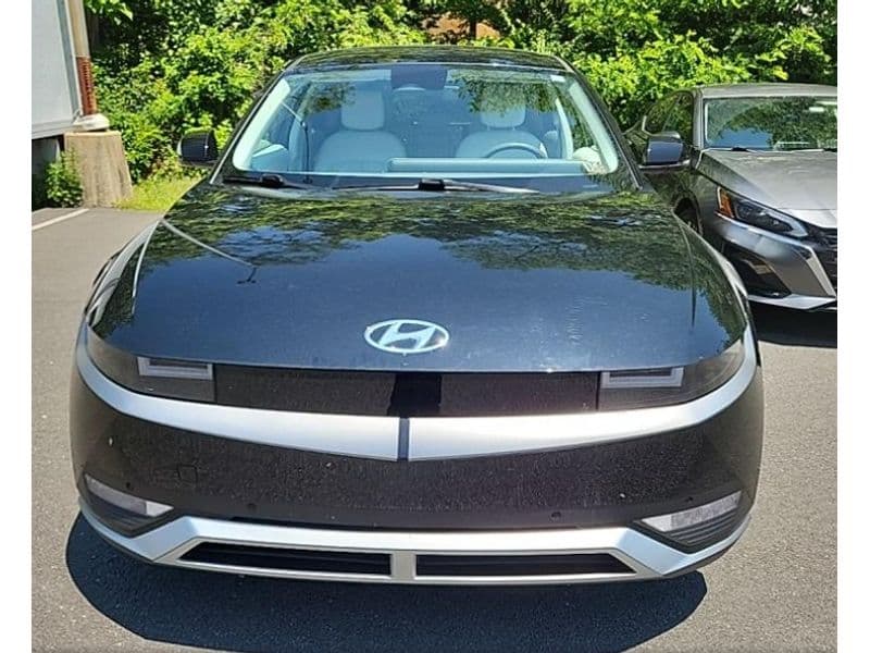 2023 Hyundai IONIQ 5 view 6