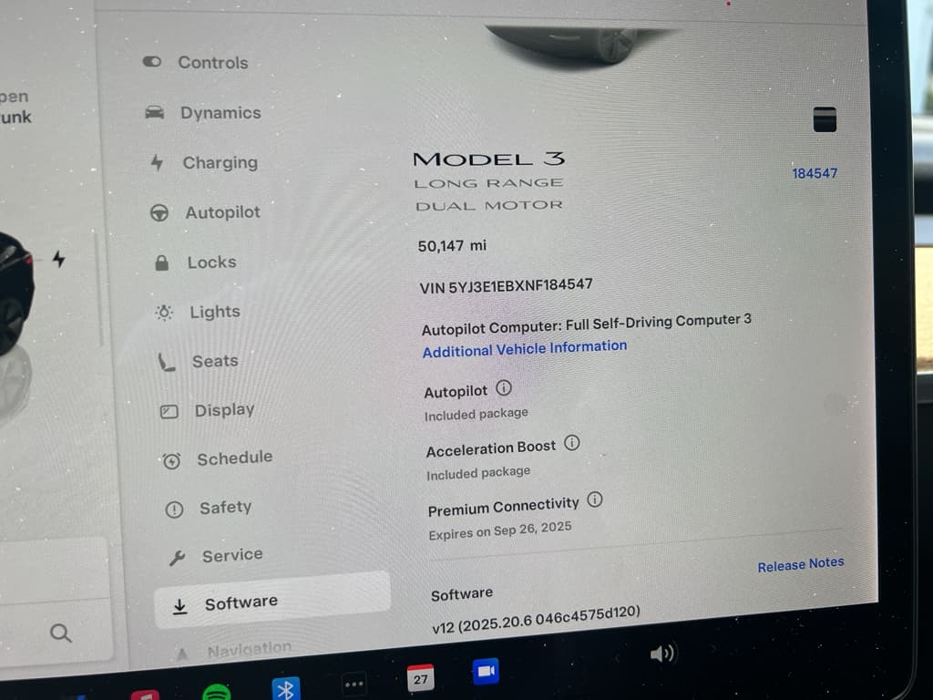 2022 Tesla Model 3 view 6