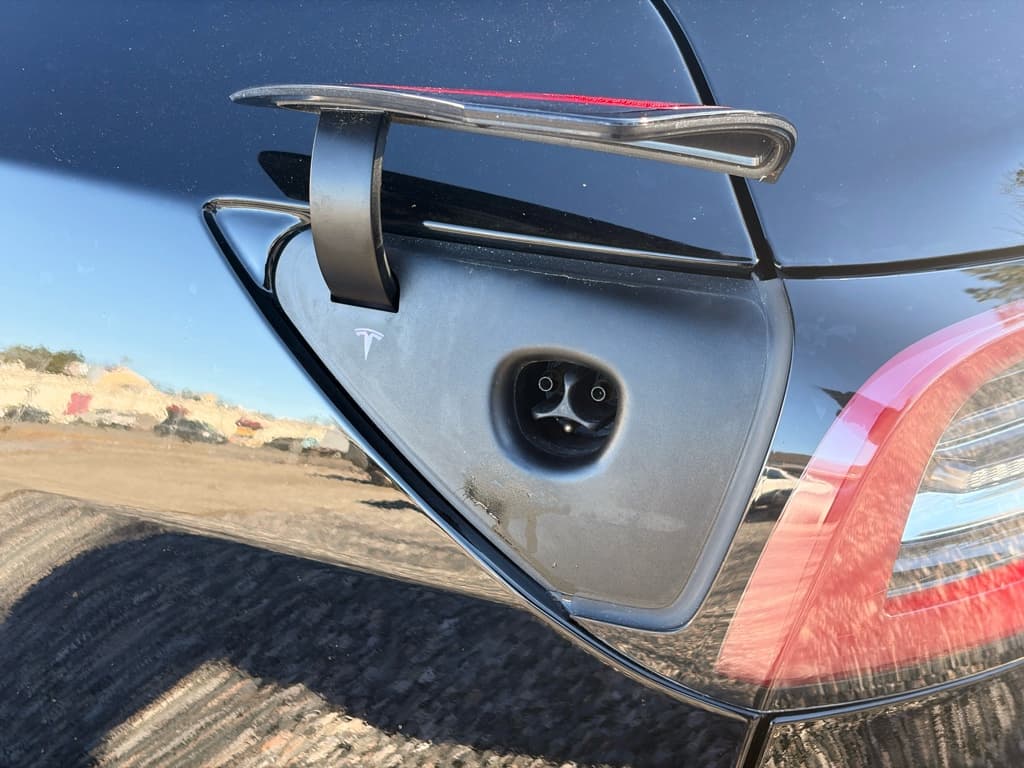 2022 Tesla Model 3 view 5