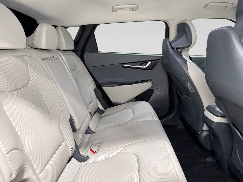 2024 Kia EV6 view 25