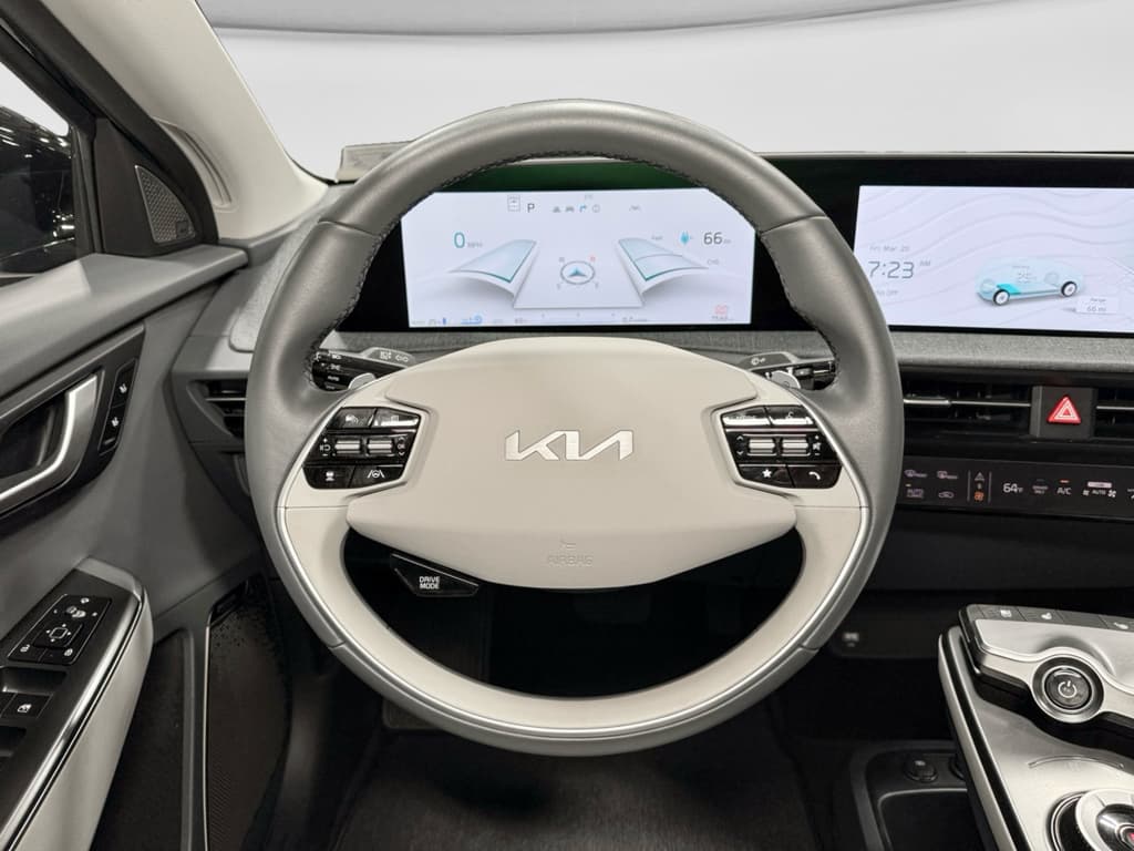 2024 Kia EV6 view 8