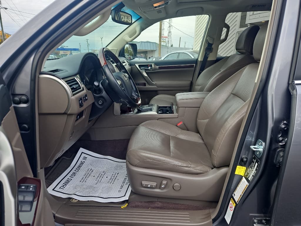 2018 Lexus GX 460 view 5