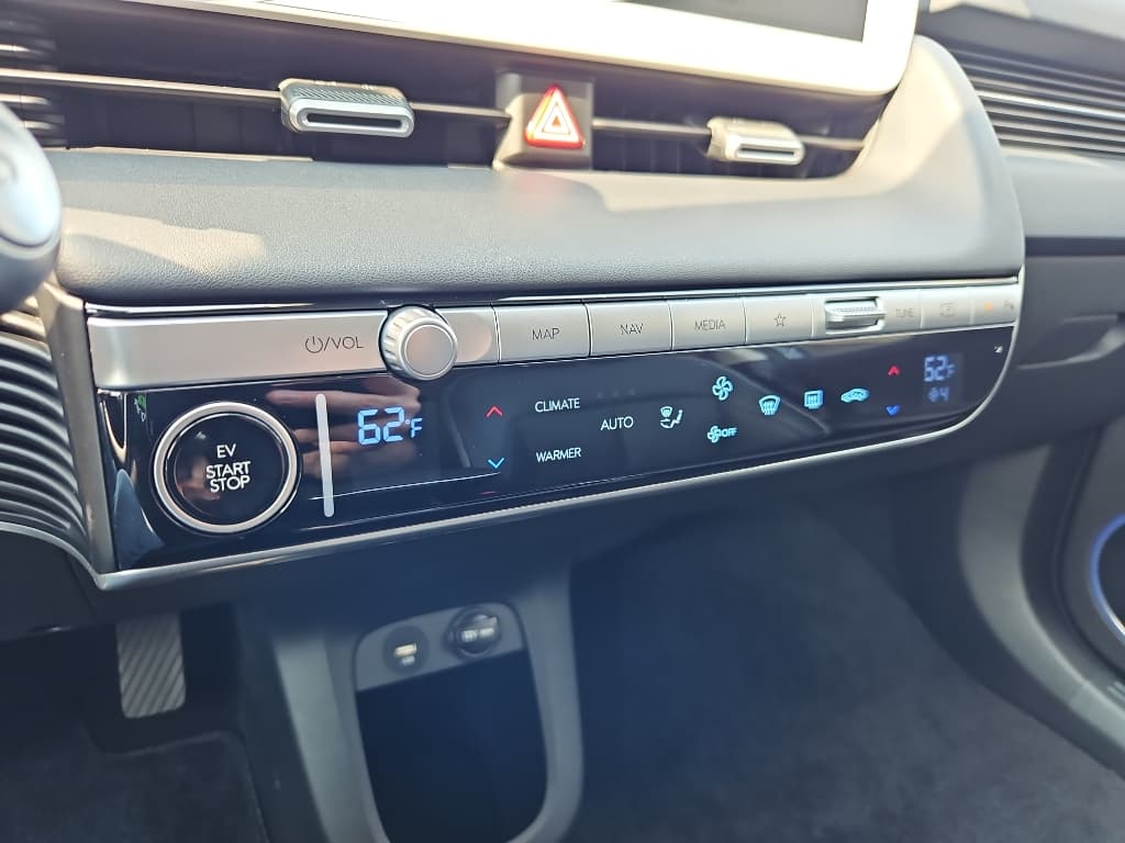 2023 Hyundai IONIQ 5 view 16