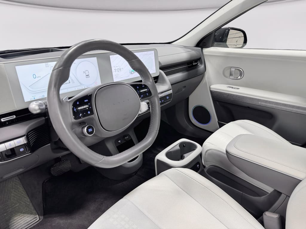 2023 Hyundai IONIQ 5 view 19